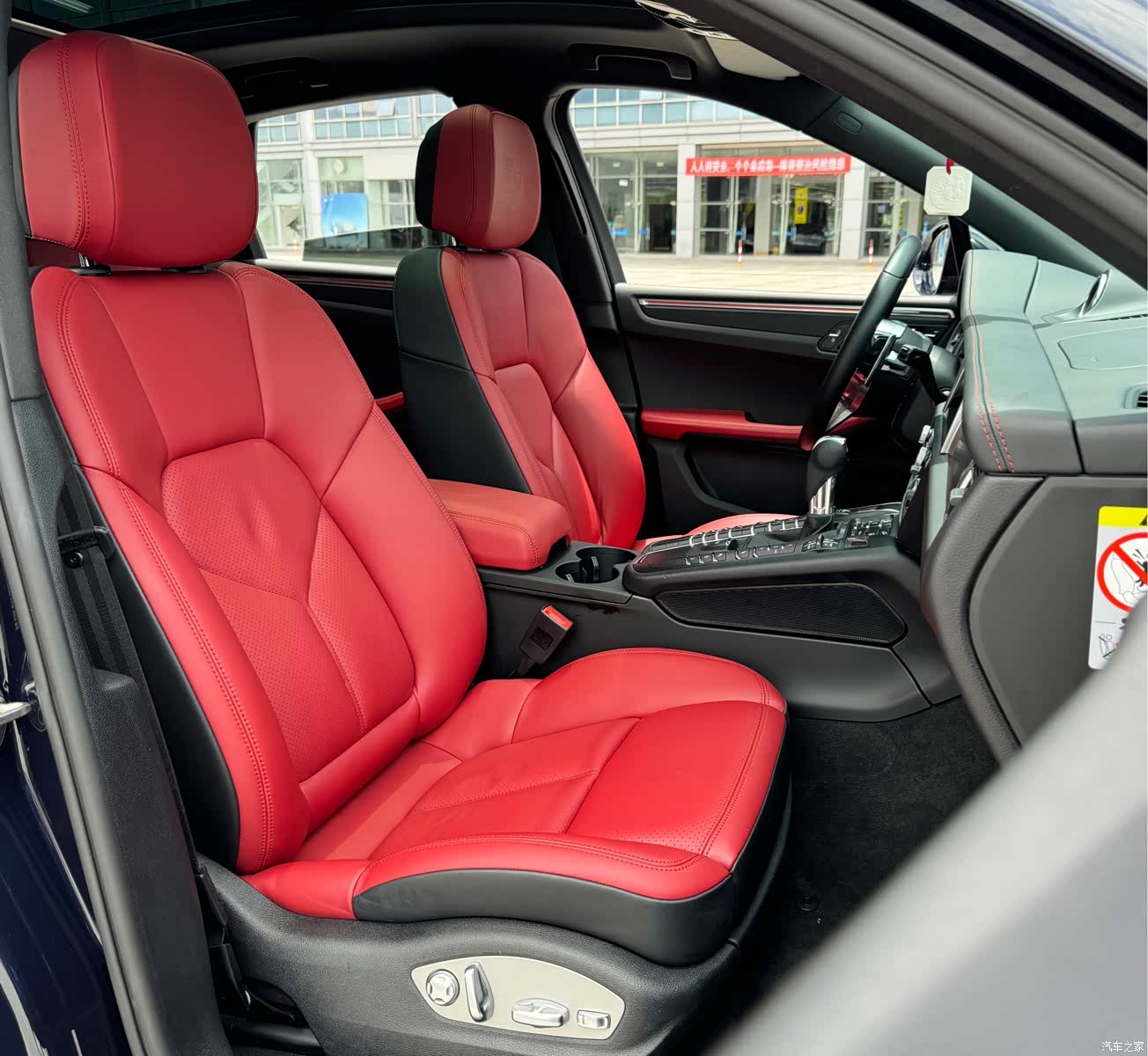 Porsche Macan, 2021 8