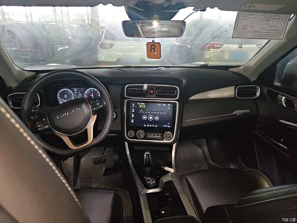 Lynk & Co 01, 2018 10