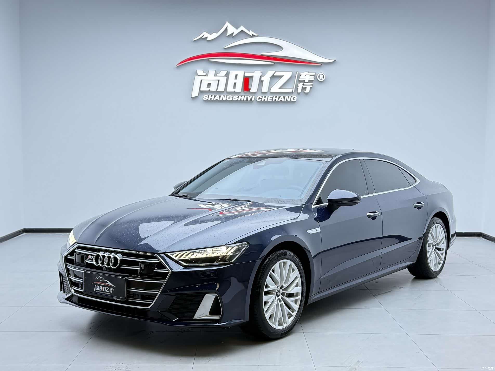 Audi A7L, 2024 1