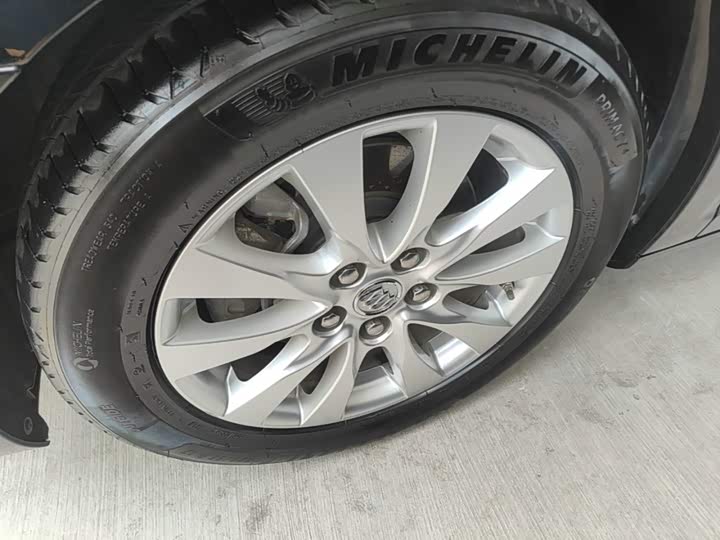 Buick LaCrosse 2013 2.4L SIDI ling xian Комфорт