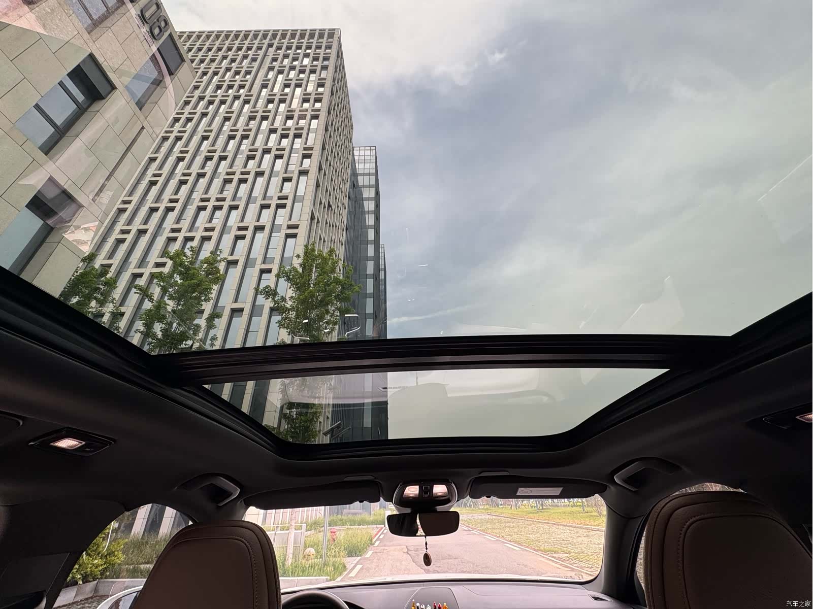 Volvo XC60, 2023 11