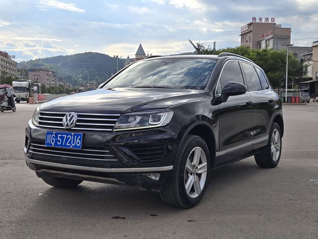 Volkswagen Touareg