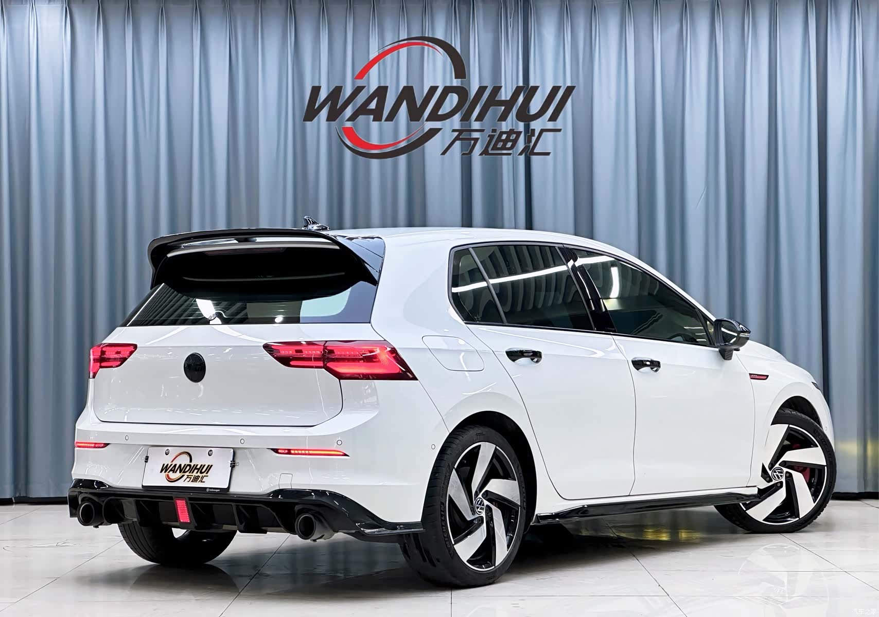 Volkswagen Golf, 2022 3