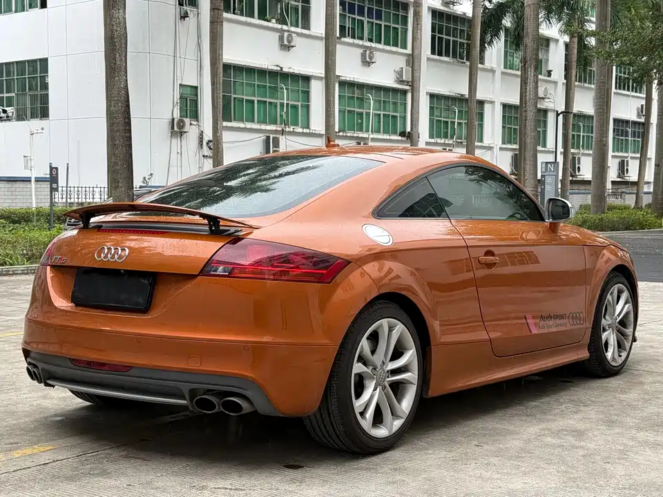 Audi TTS