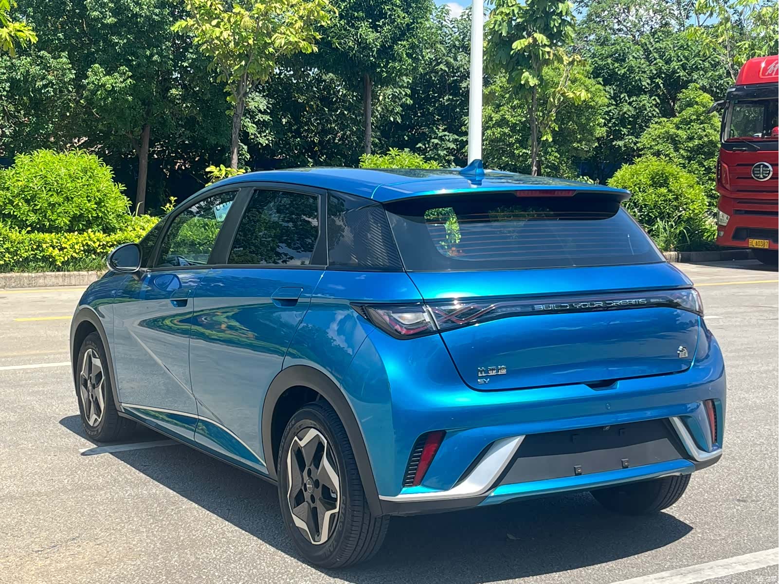 BYD Dolphin, 2022 4