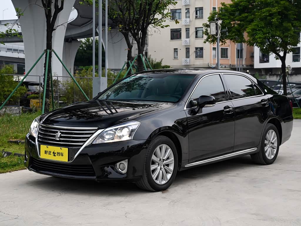 Toyota Crown 2012 2.5L Royal