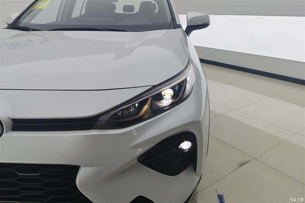 Toyota Wildlander, 2026 все фото