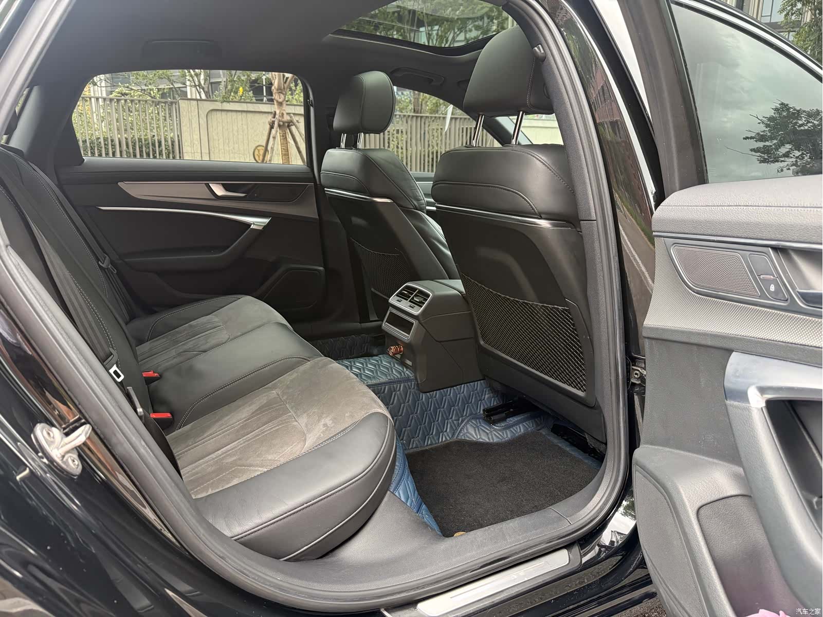 Audi A6L, 2021 11