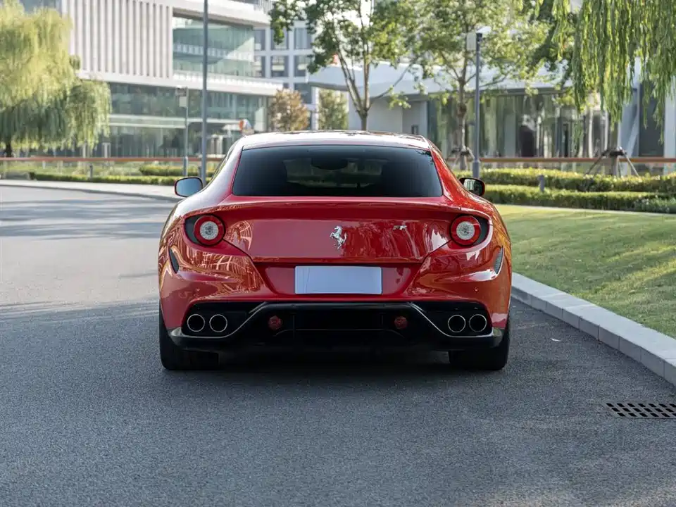 Ferrari FF