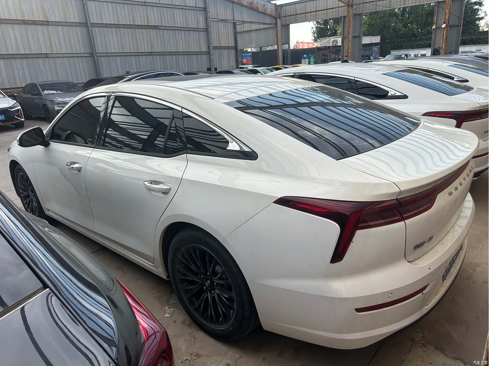 Bestune B70, 2022 9