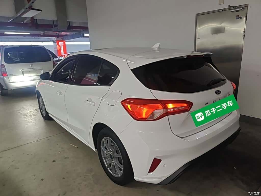 Ford Focus, 2021 все фото