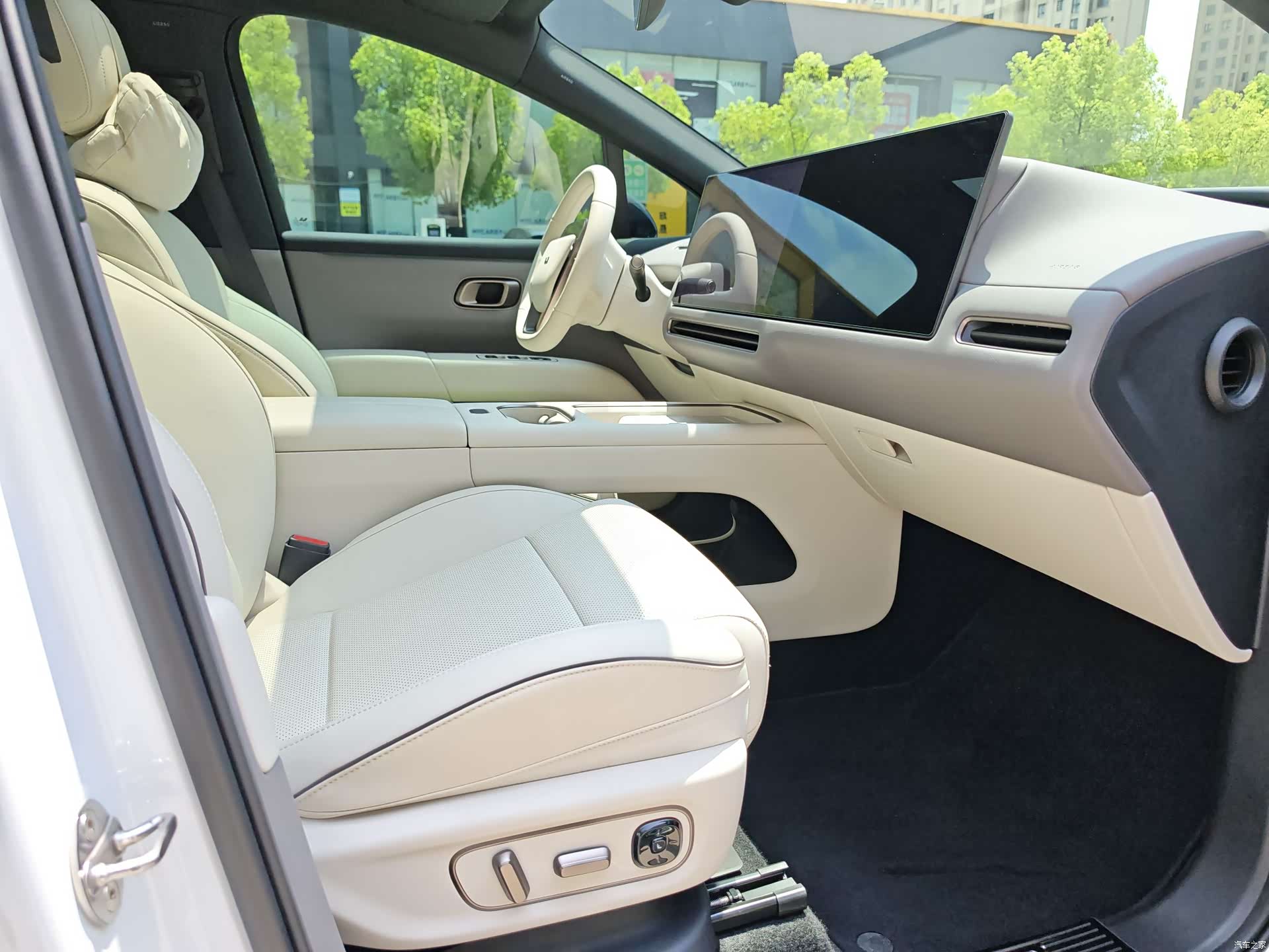 Li Auto i6, 2025 9