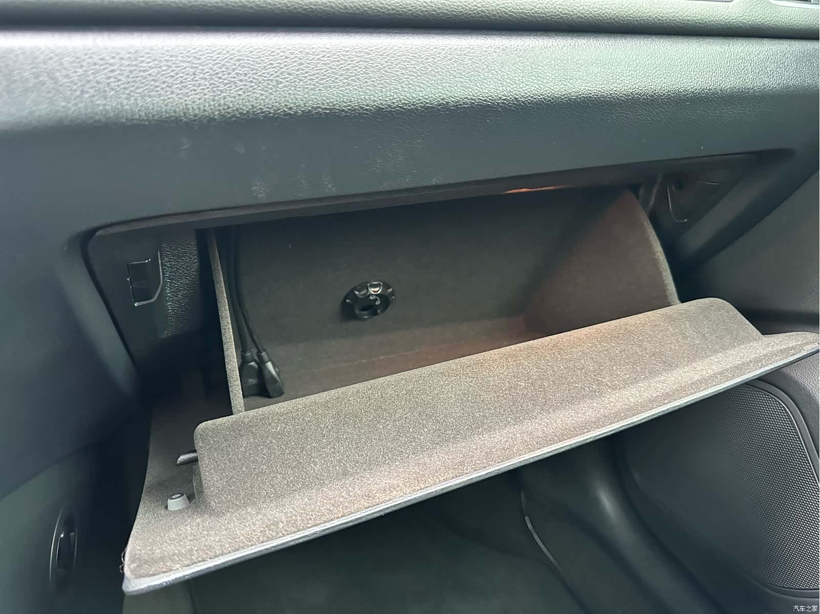 Audi Q3, 2015 27