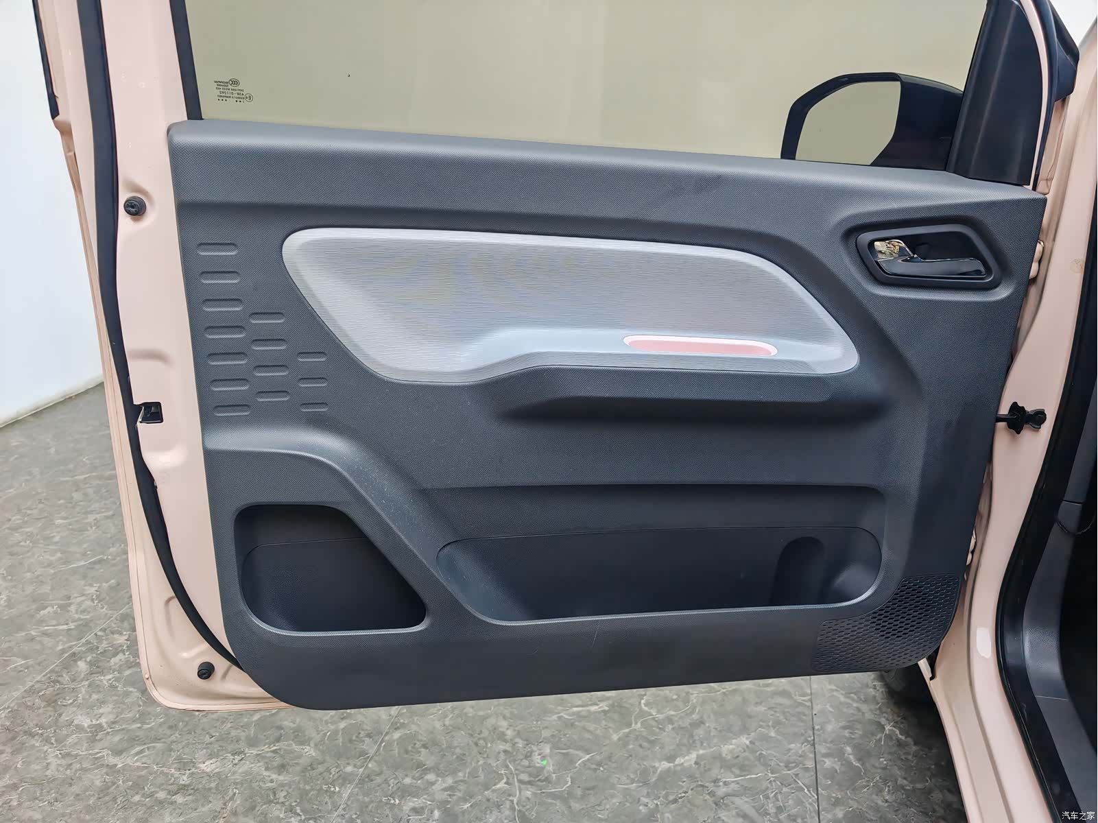Wuling MINIEV, 2021 19