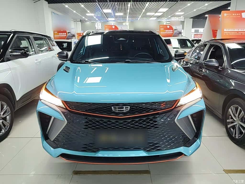 Geely Coolray, 2022 3