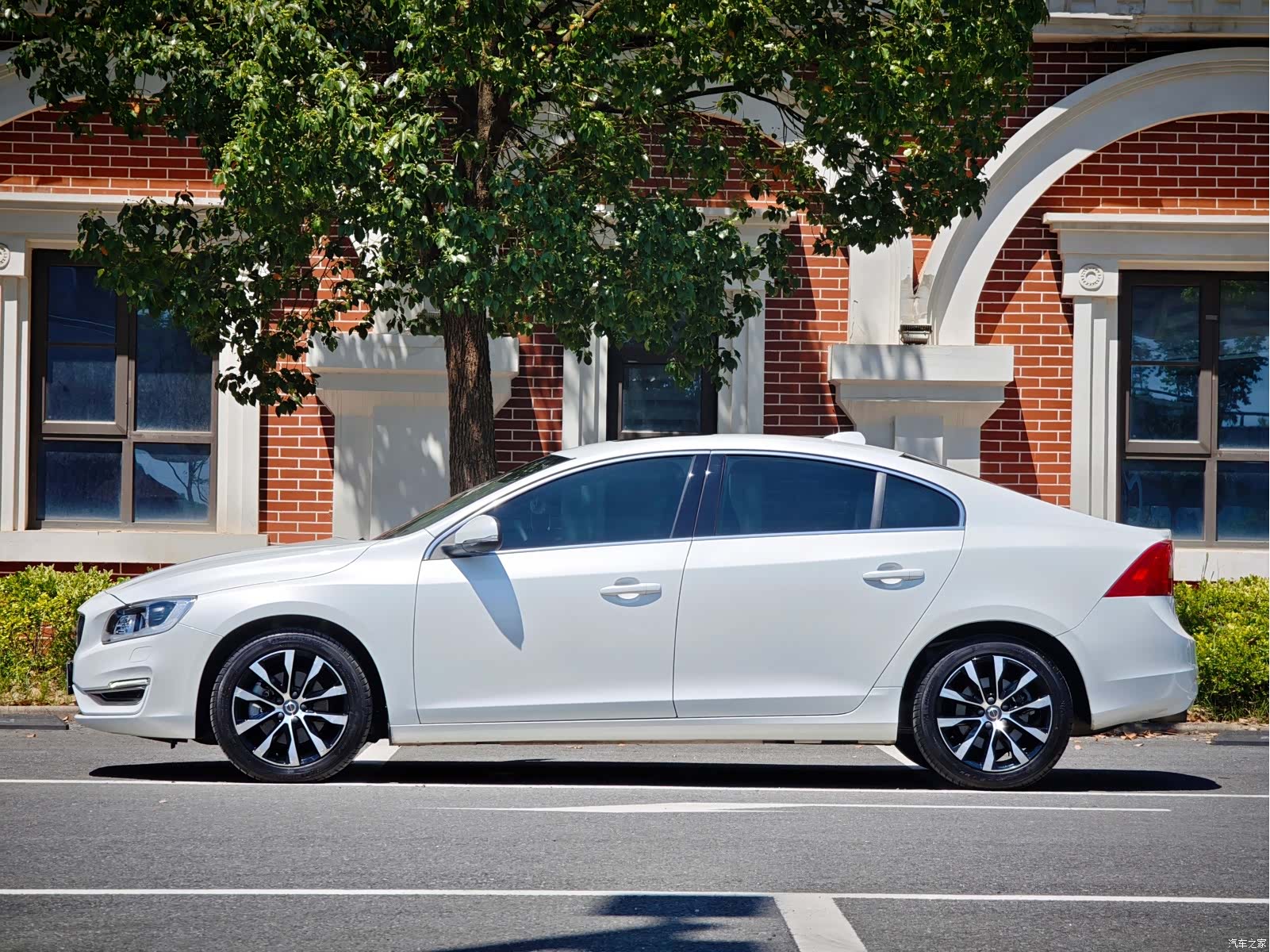 Volvo S60, 2019 4