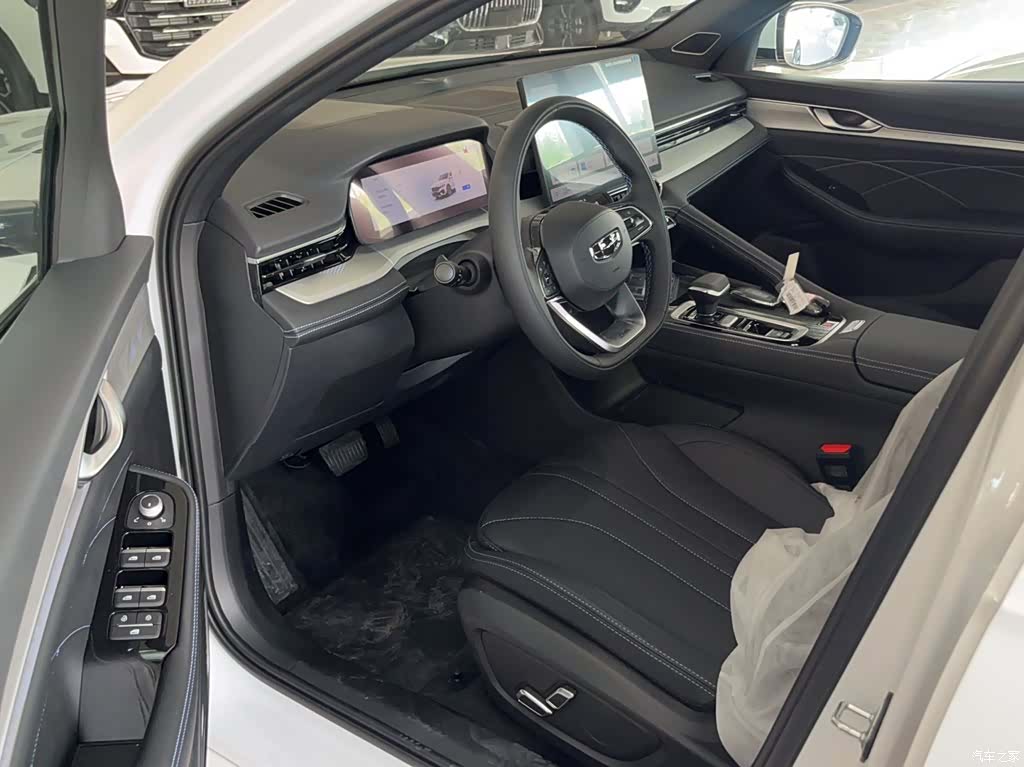 Geely Preface, 2026 8