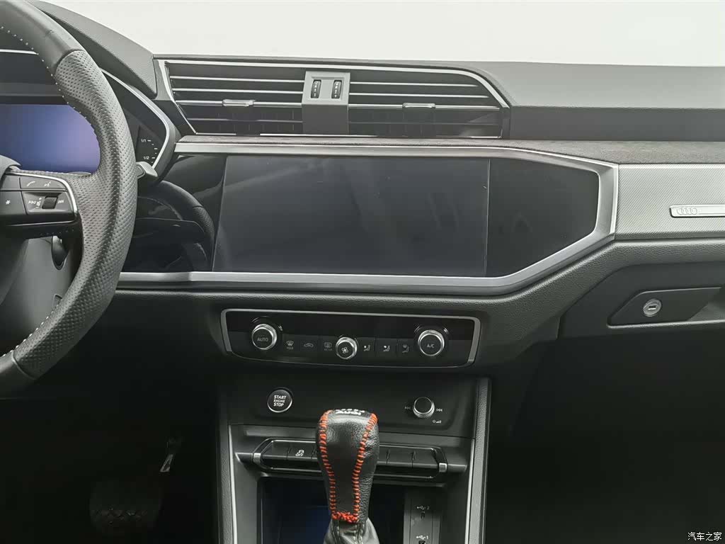 Audi Q3, 2020 12