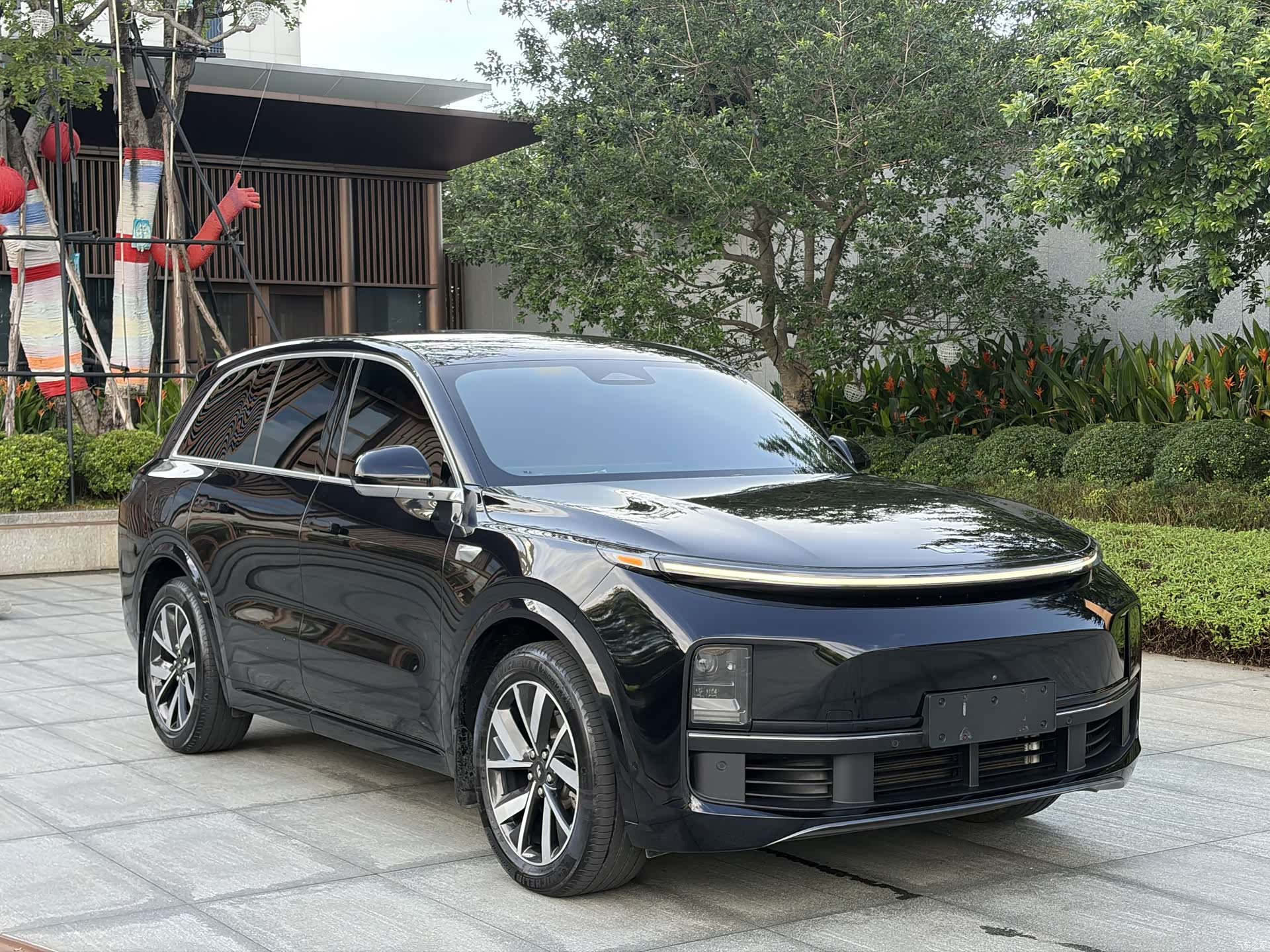 Li Auto L8, 2023 4