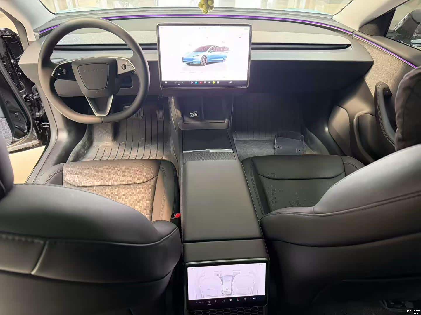 Tesla Model 3, 2025 7