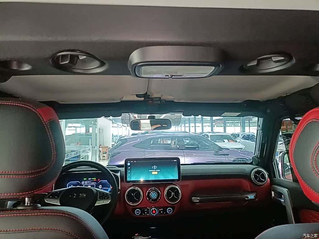 BAIC BJ40, 2025 18