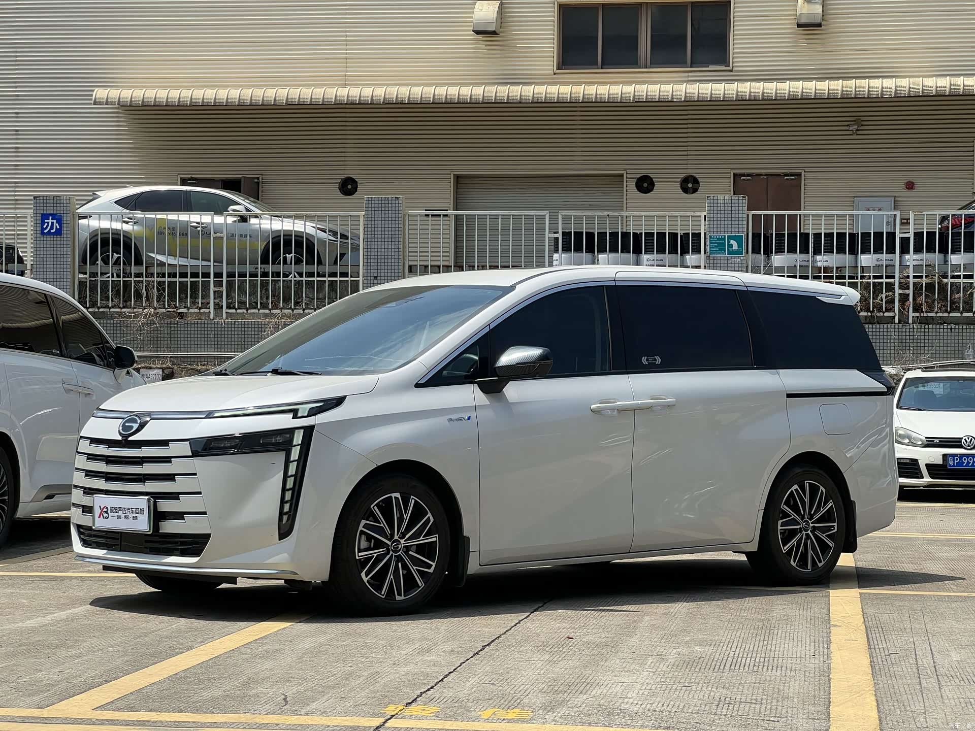 Trumpchi E8, 2024 1