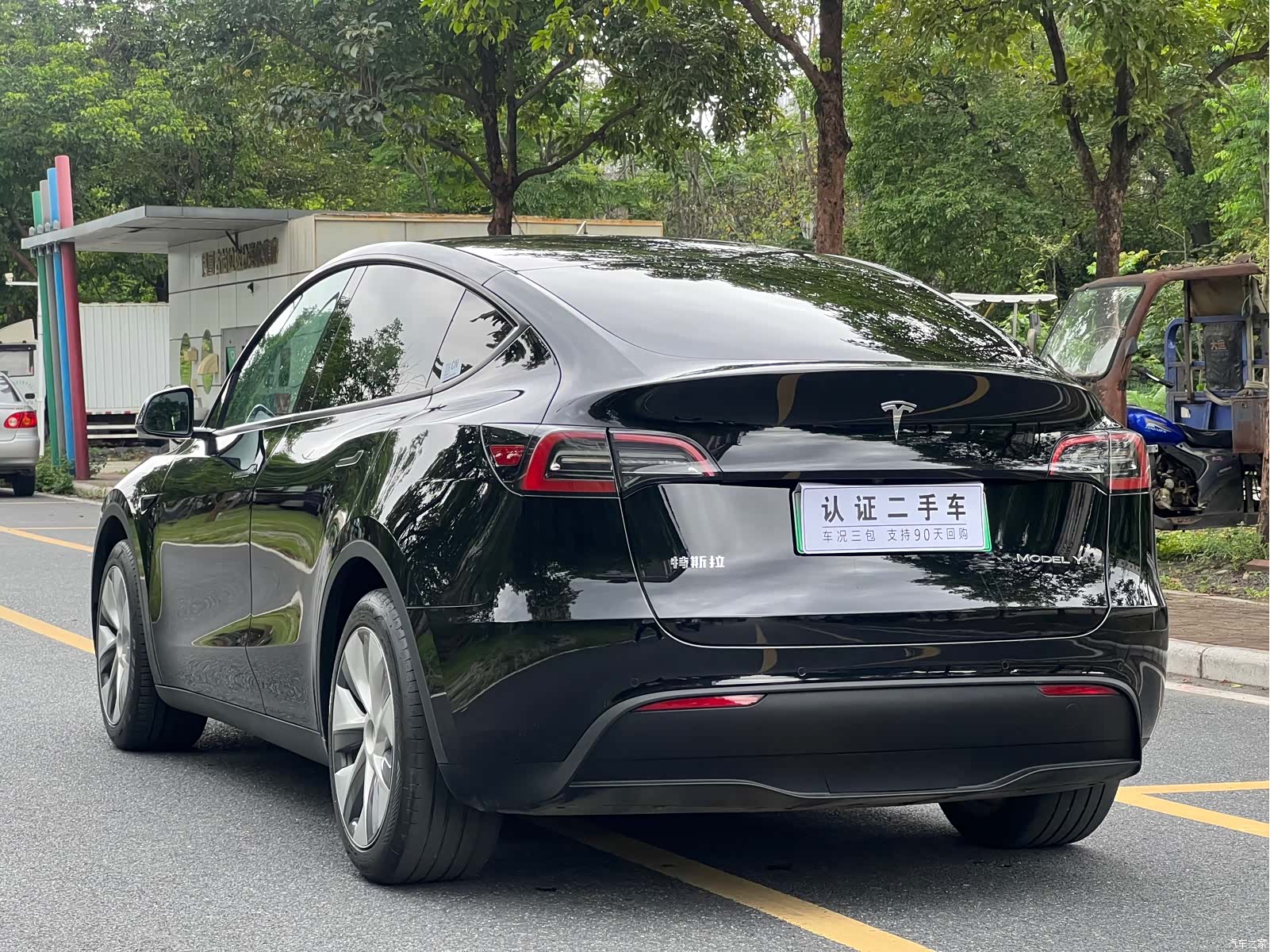 Tesla Model Y, 2023 7