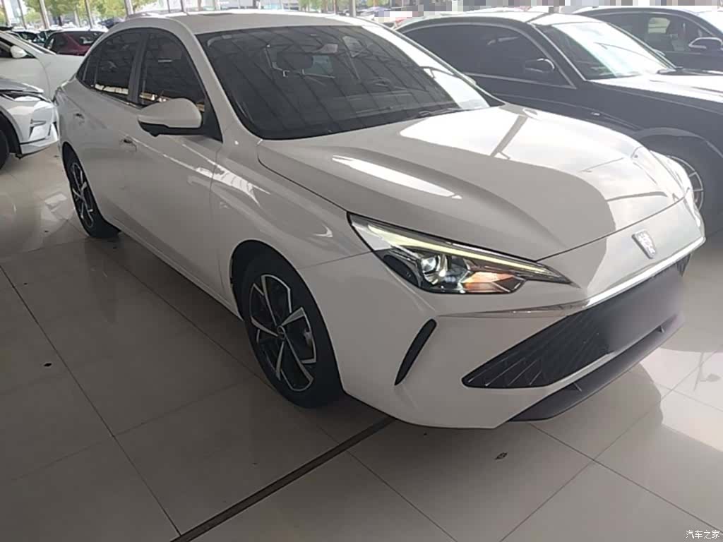 Roewe i5, 2024 4