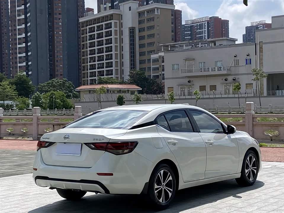Nissan Xuan Yi
