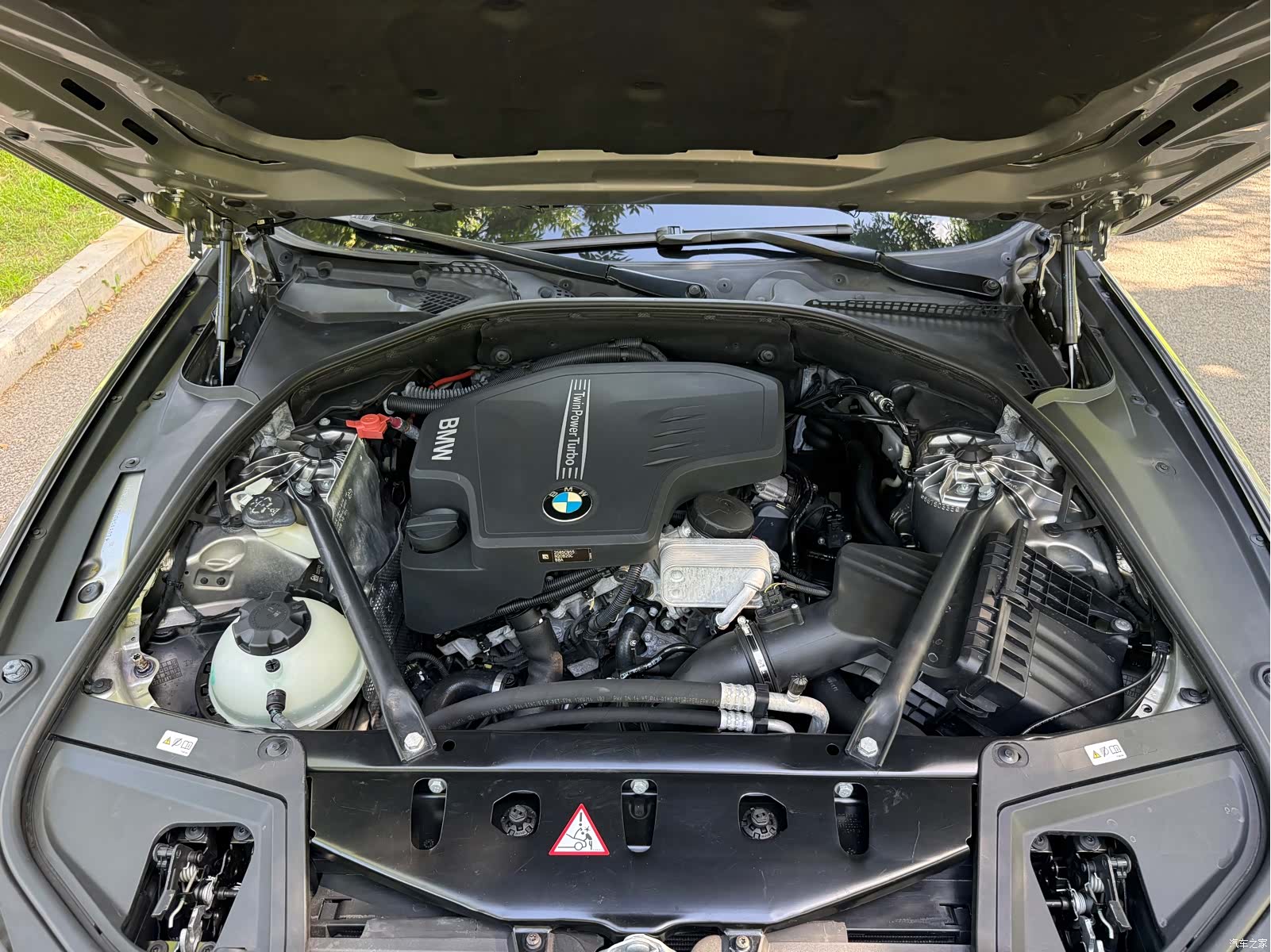 BMW 5 Series, 2016 36