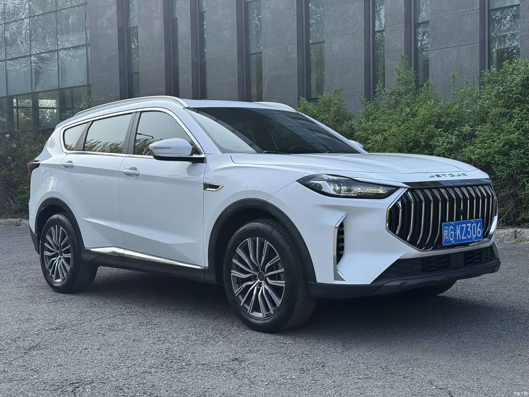 Jetour X70, 2023 3