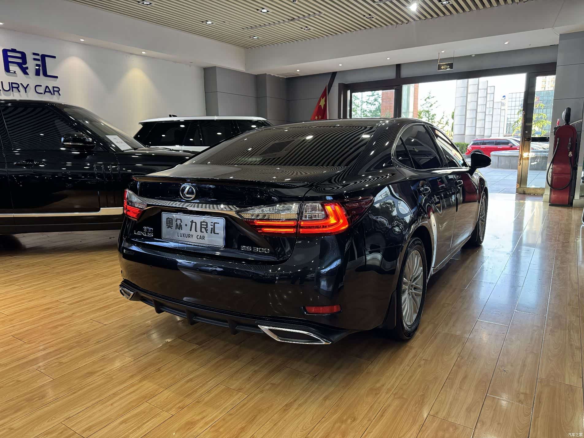 Lexus ES, 2018 15