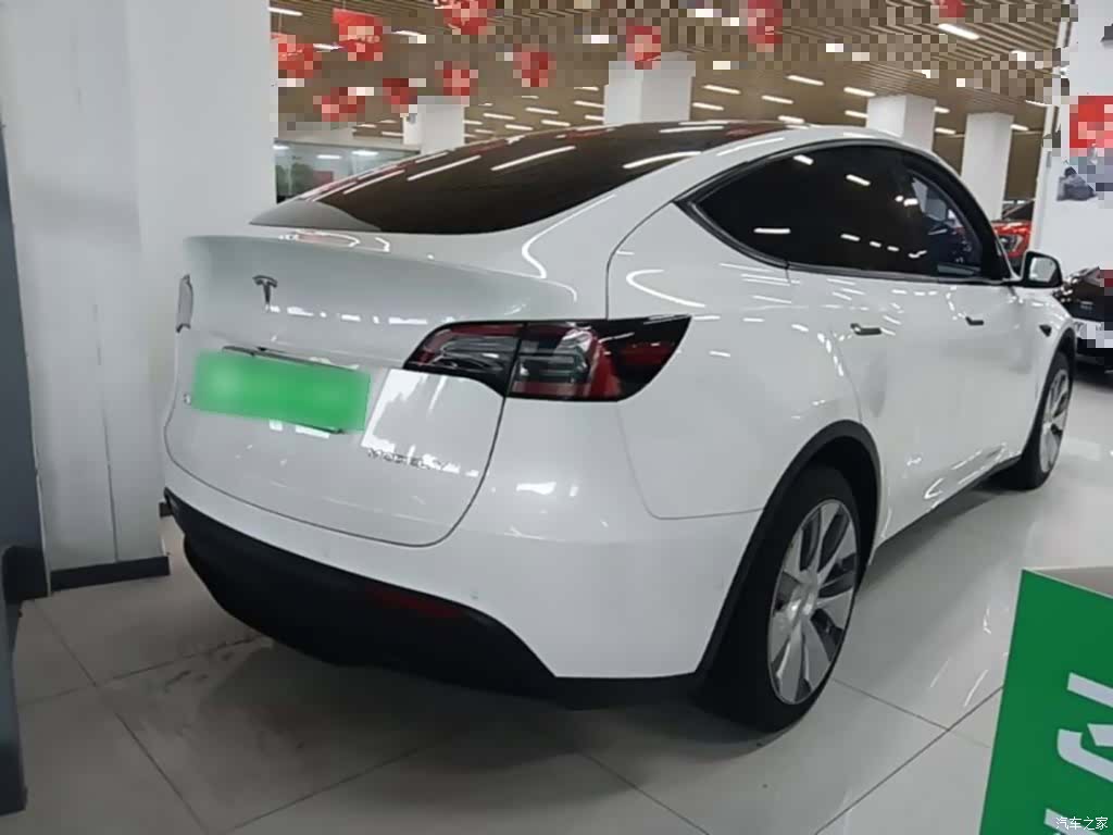Tesla Model Y, 2022 7