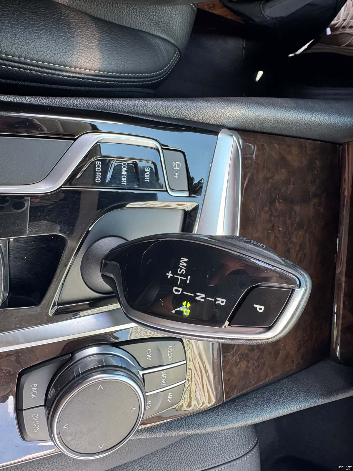 BMW 5 Series, 2017 35