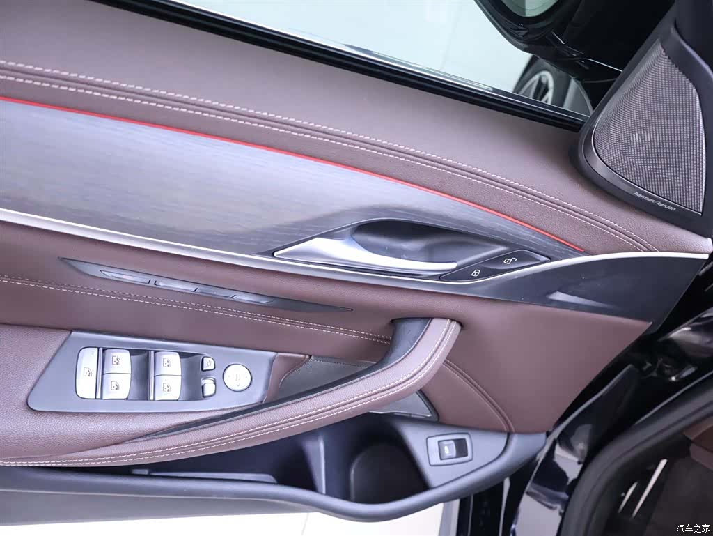BMW 5 Series, 2024 17