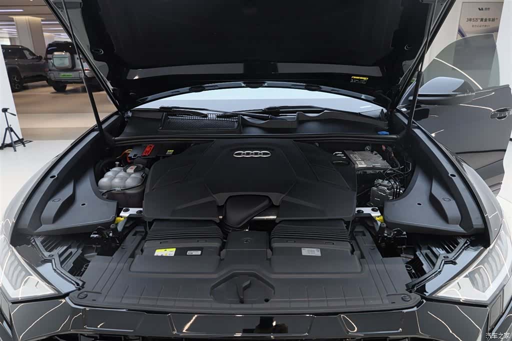 Audi Q8, 2022 19