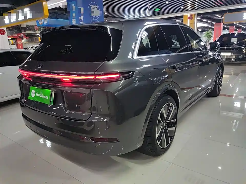 Li Auto Ideal L8