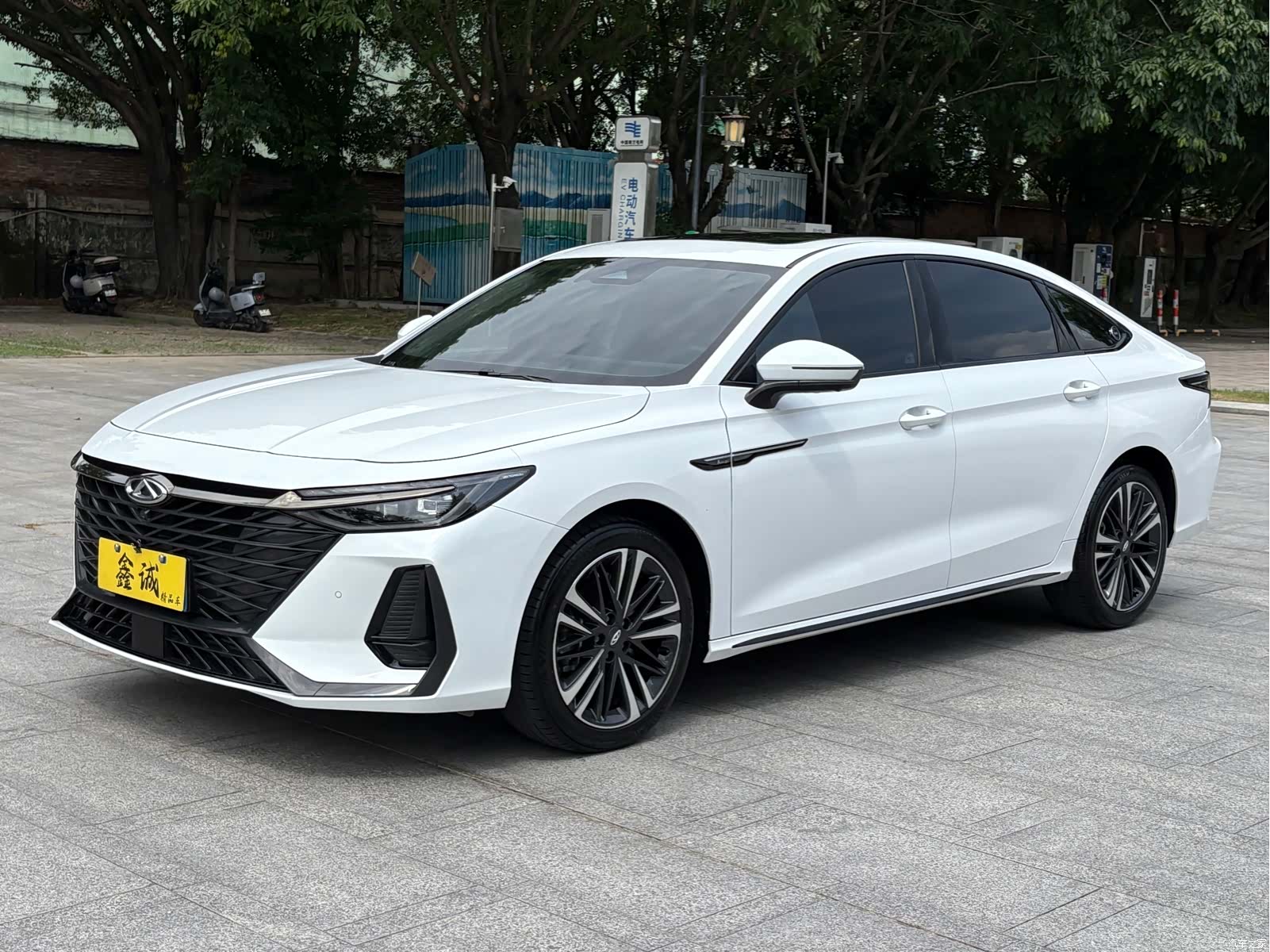 Chery Arrizo 8, 2024 1