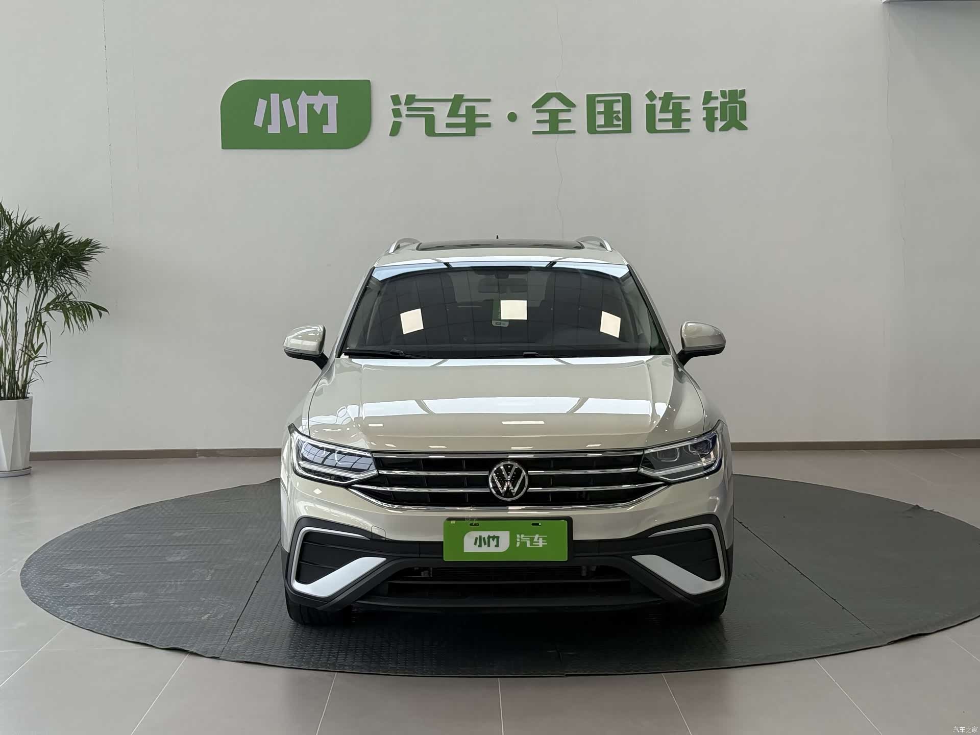 Volkswagen Tiguan L, 2023 все фото