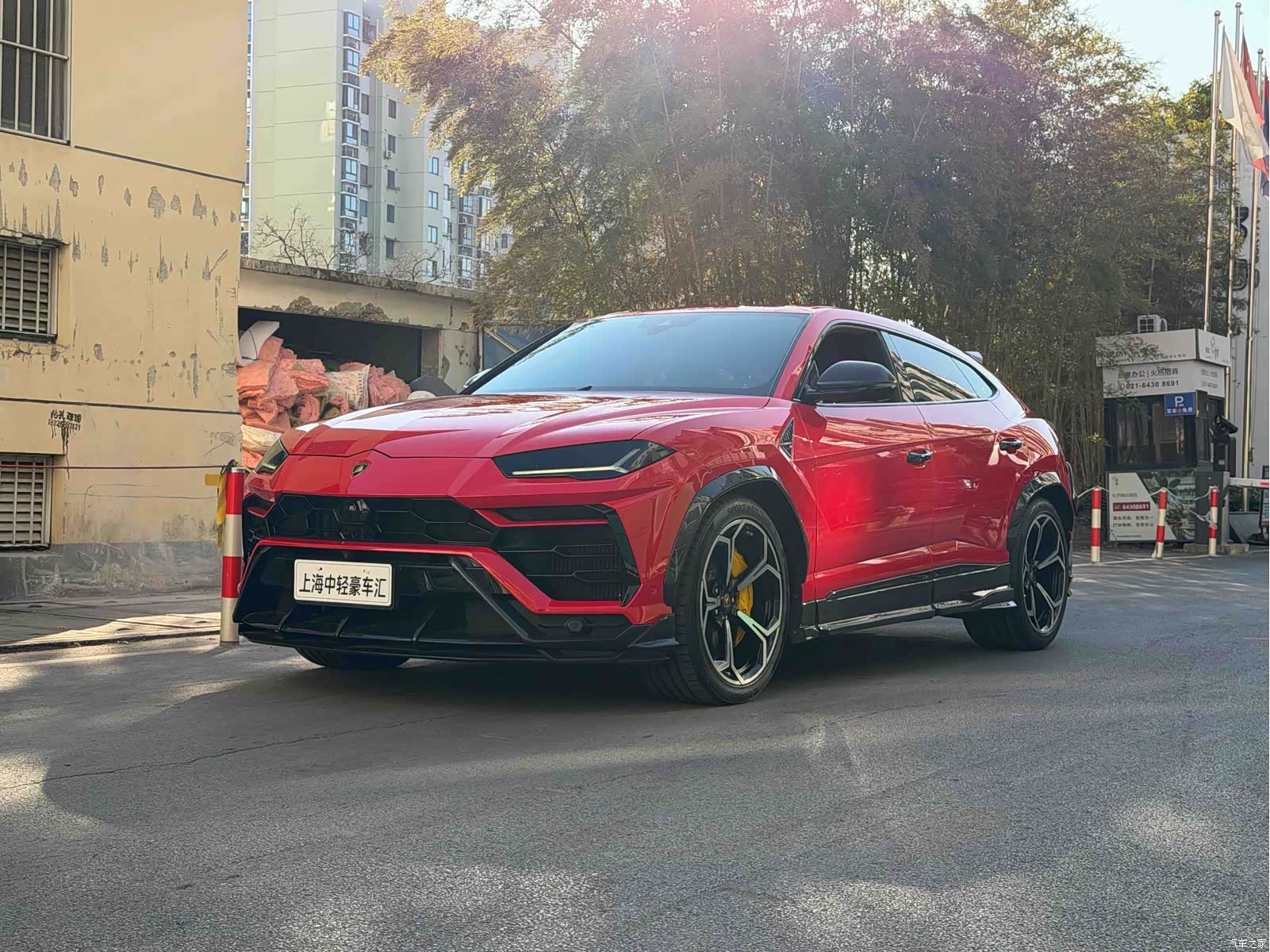 Lamborghini Urus, 2019 1