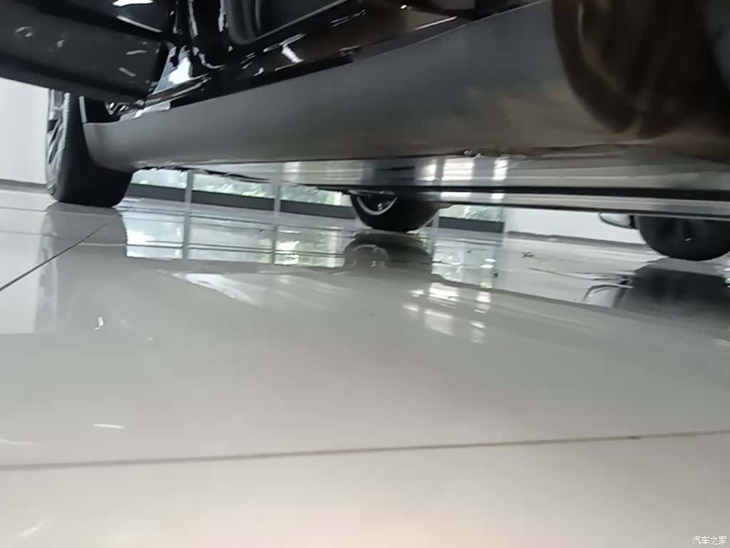 Tesla Model Y, 2023 21