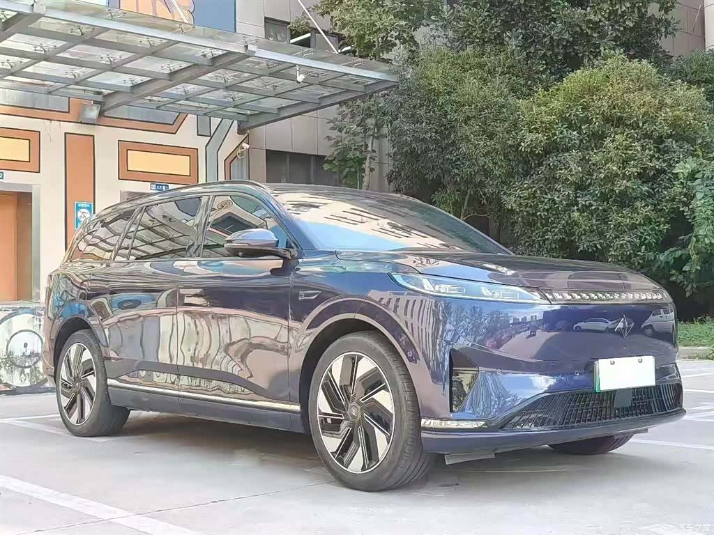 DongFeng eπ008, 2024 3