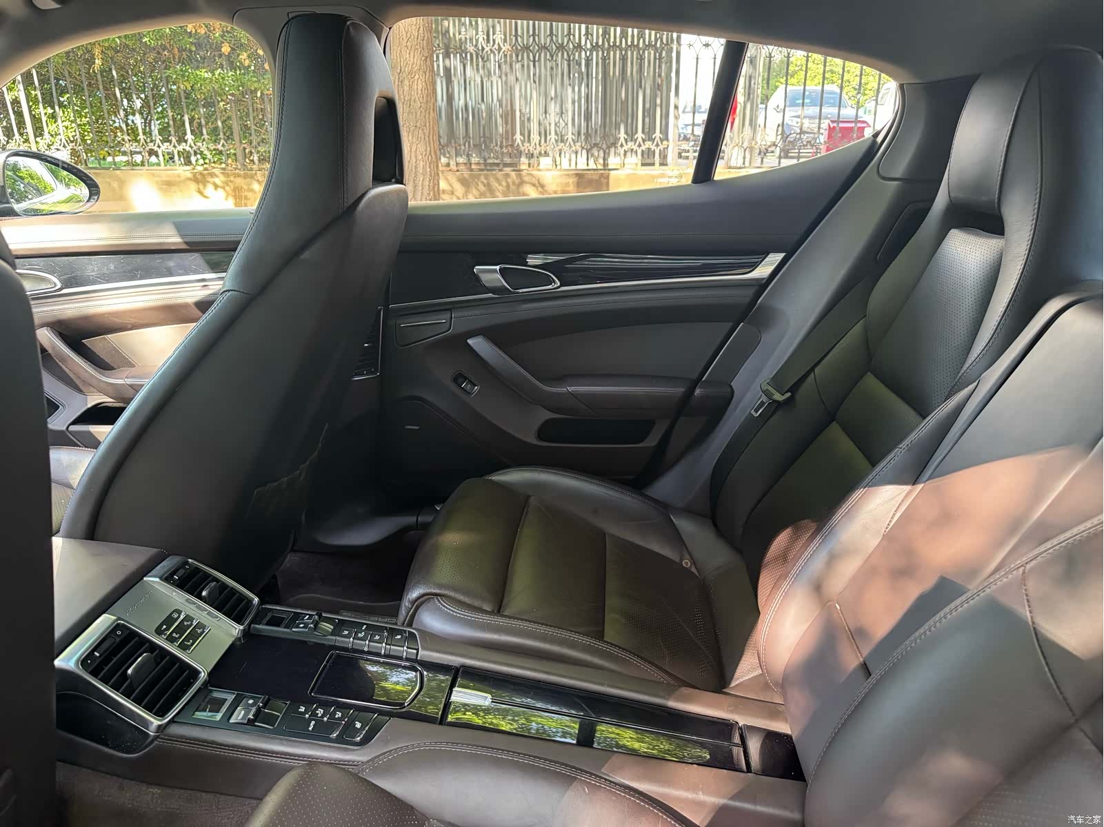 Porsche Panamera, 2011 15