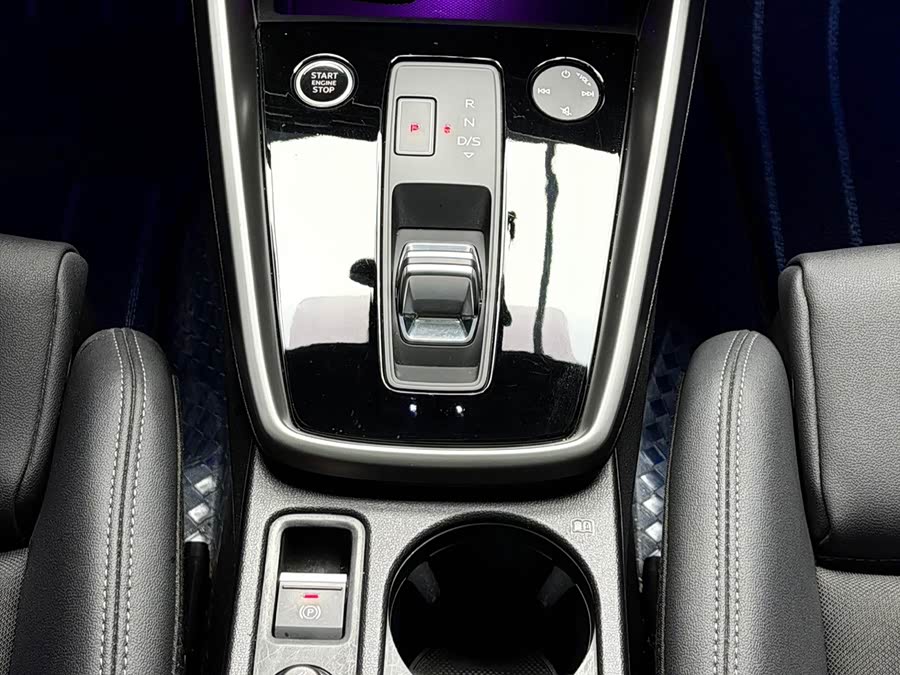 Audi A3 2021, фото 20