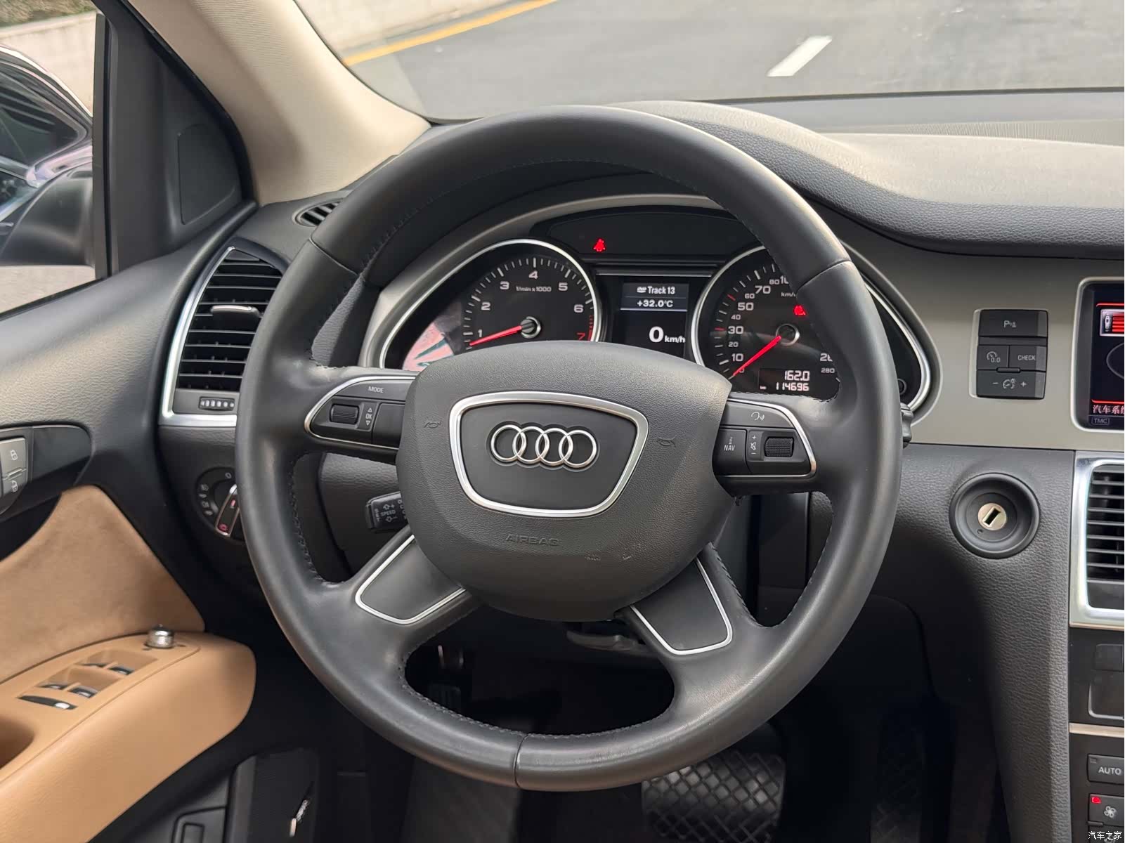 Audi Q7, 2015 9