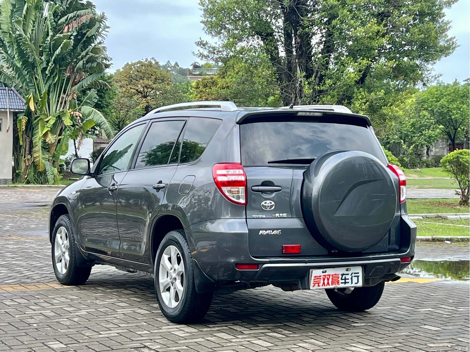 Toyota RAV4, 2012 все фото