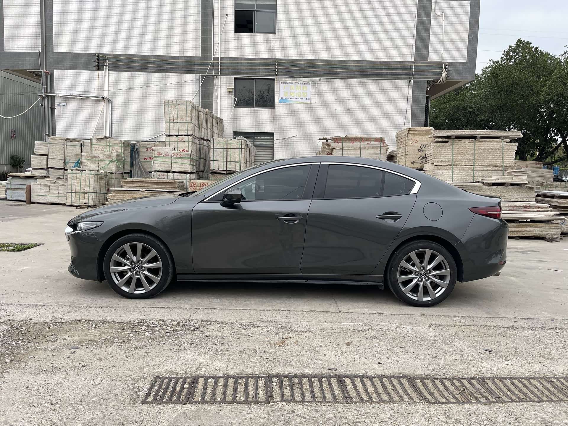 Mazda Mazda3, 2022 все фото