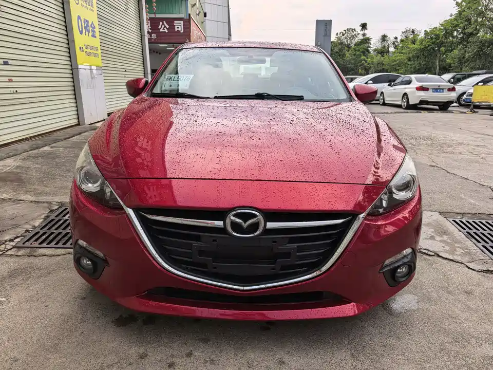 Mazda 3 Angkesaila