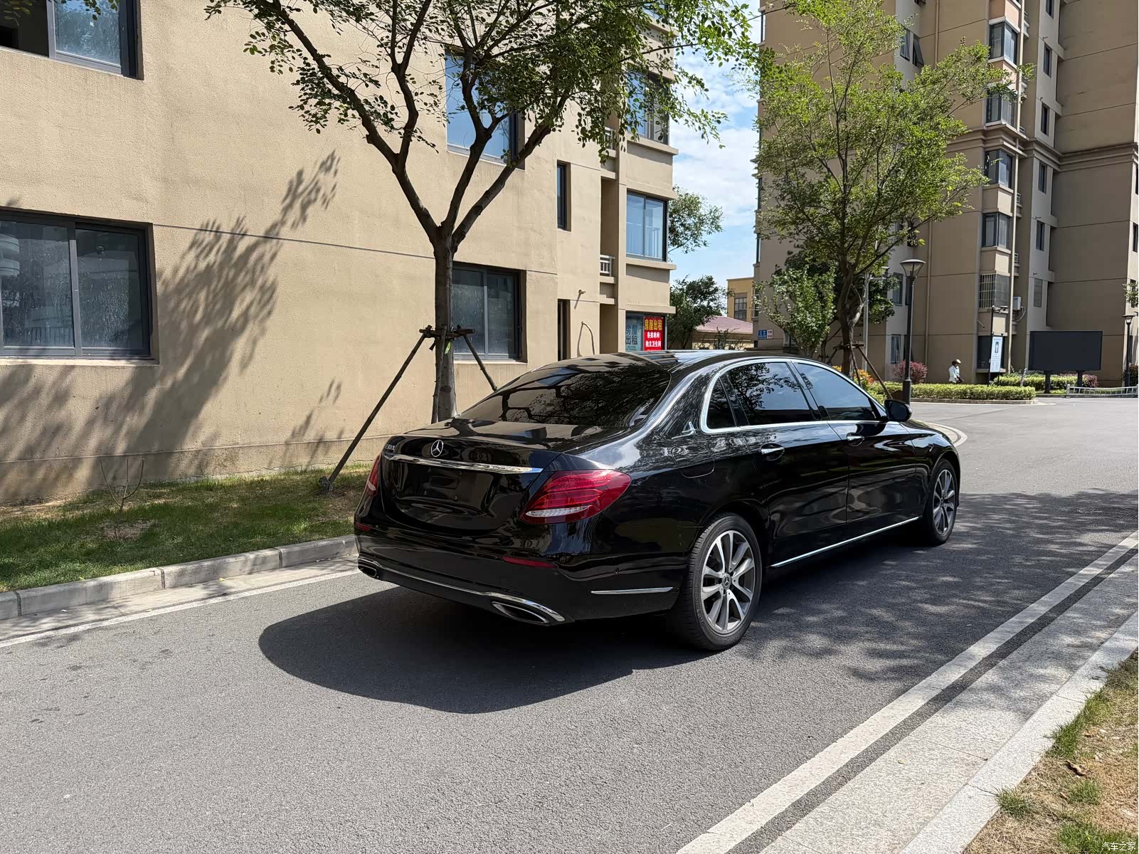 Mercedes-Benz E-Class, 2019 14