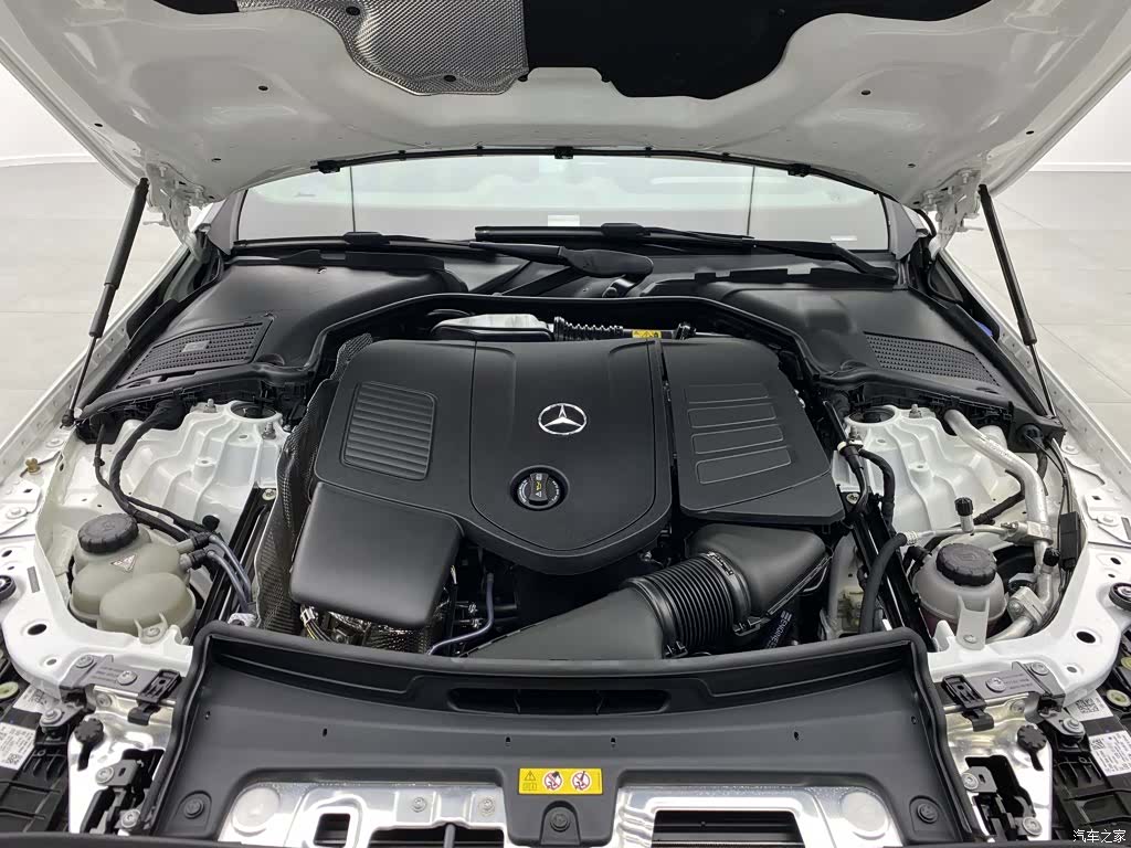 Mercedes-Benz C-Class, 2024 25